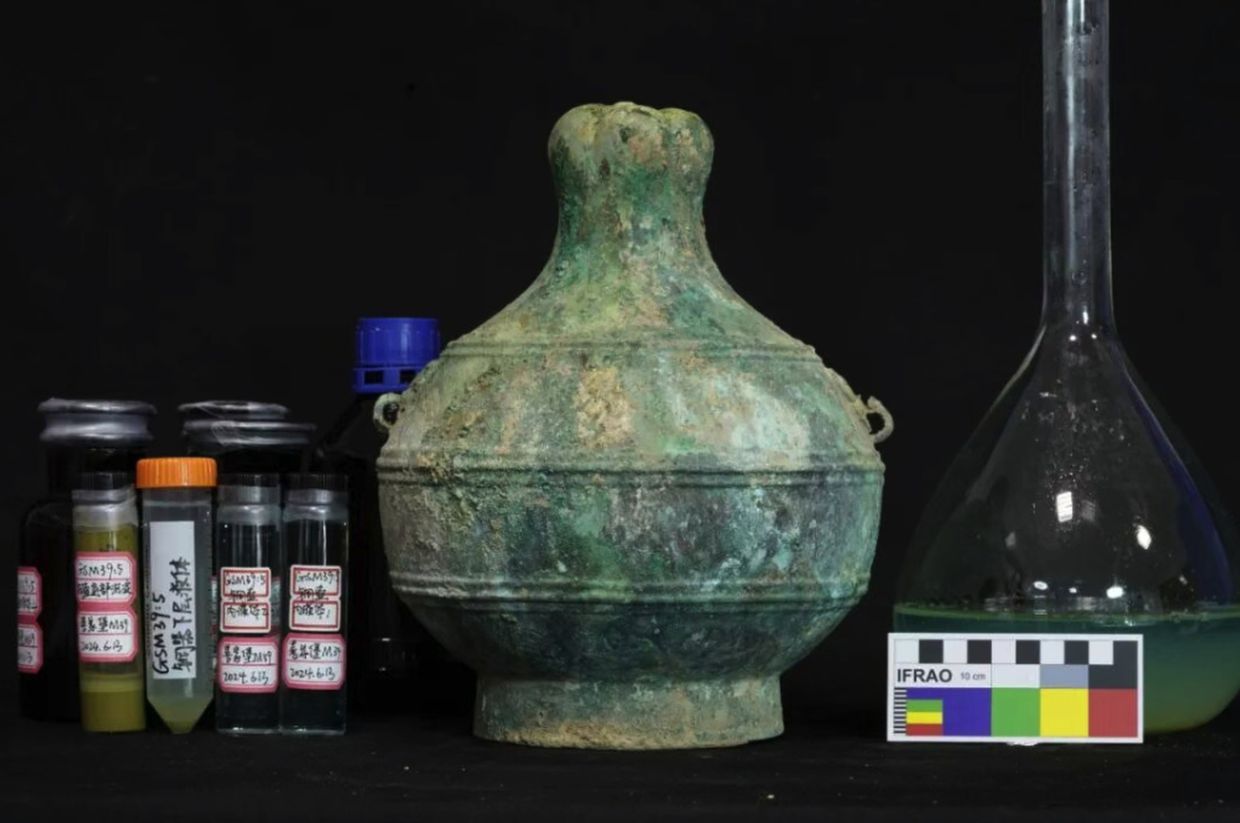2,300-year-old wine vessel found near Great Wall reveals secrets of ancient Qin brewing