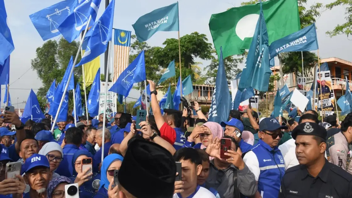 Barisan Nasional Cannot Fill Bersatu's Shoes in Selangor Power Play, Warns Political Analyst