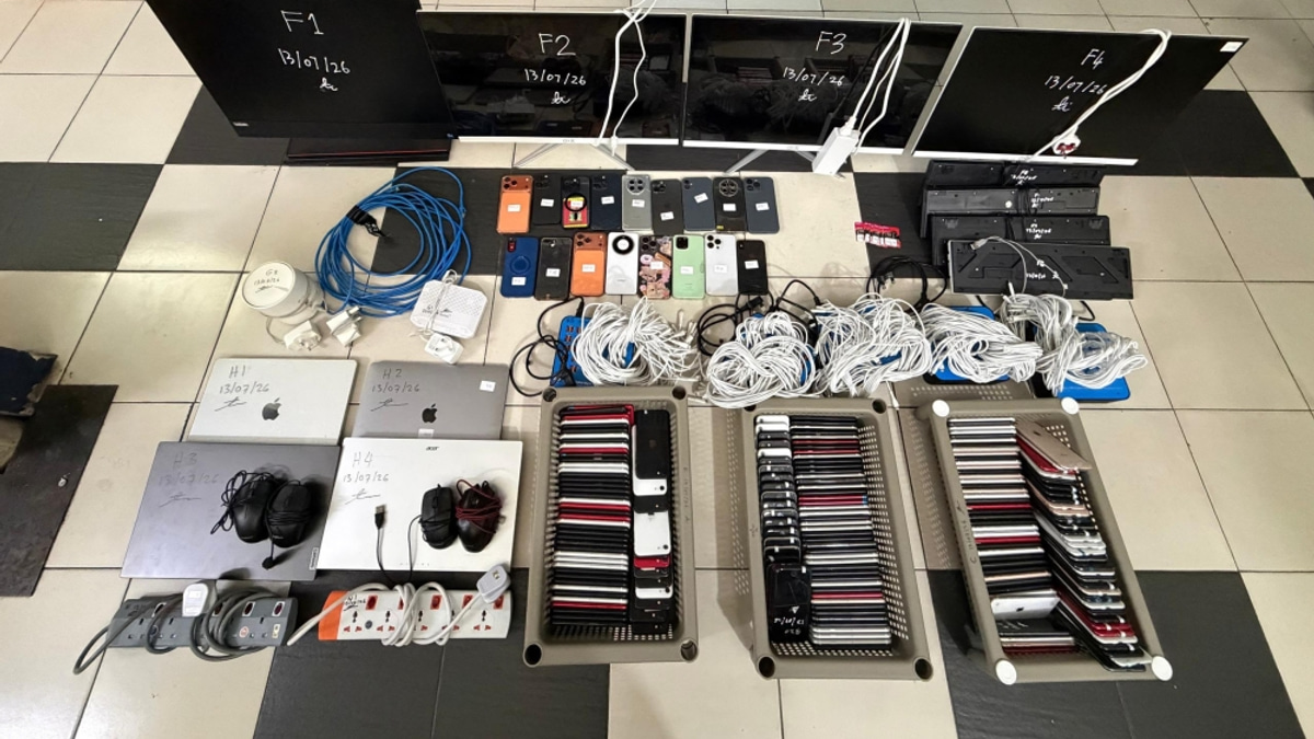 Perak police dismantle alleged online fraud operation, detain 18 Chinese nationals