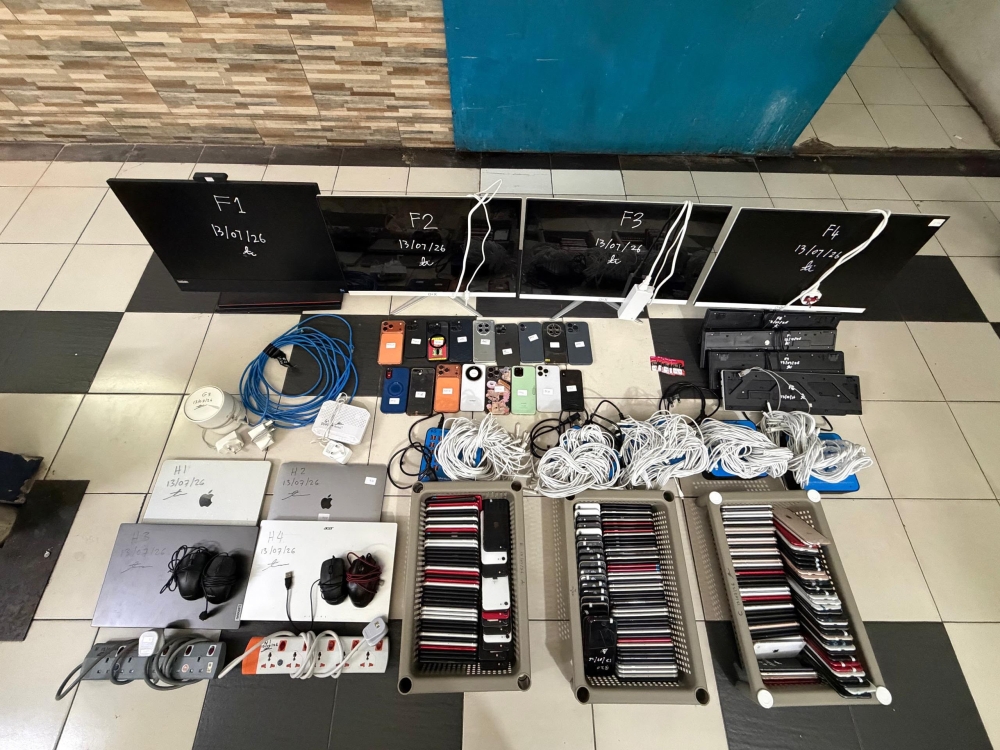 Perak police dismantle alleged online fraud operation, detain 18 Chinese nationals