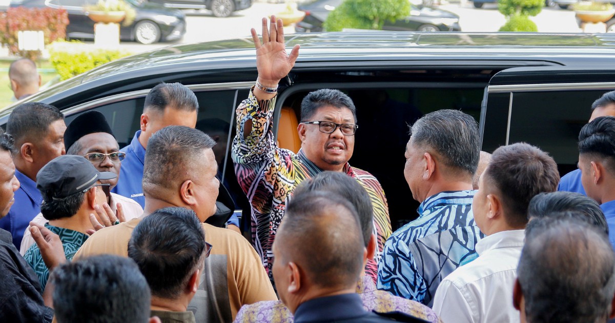Melaka BN 'Beautiful Maiden' Courted by Rival Coalitions Ahead of State Election