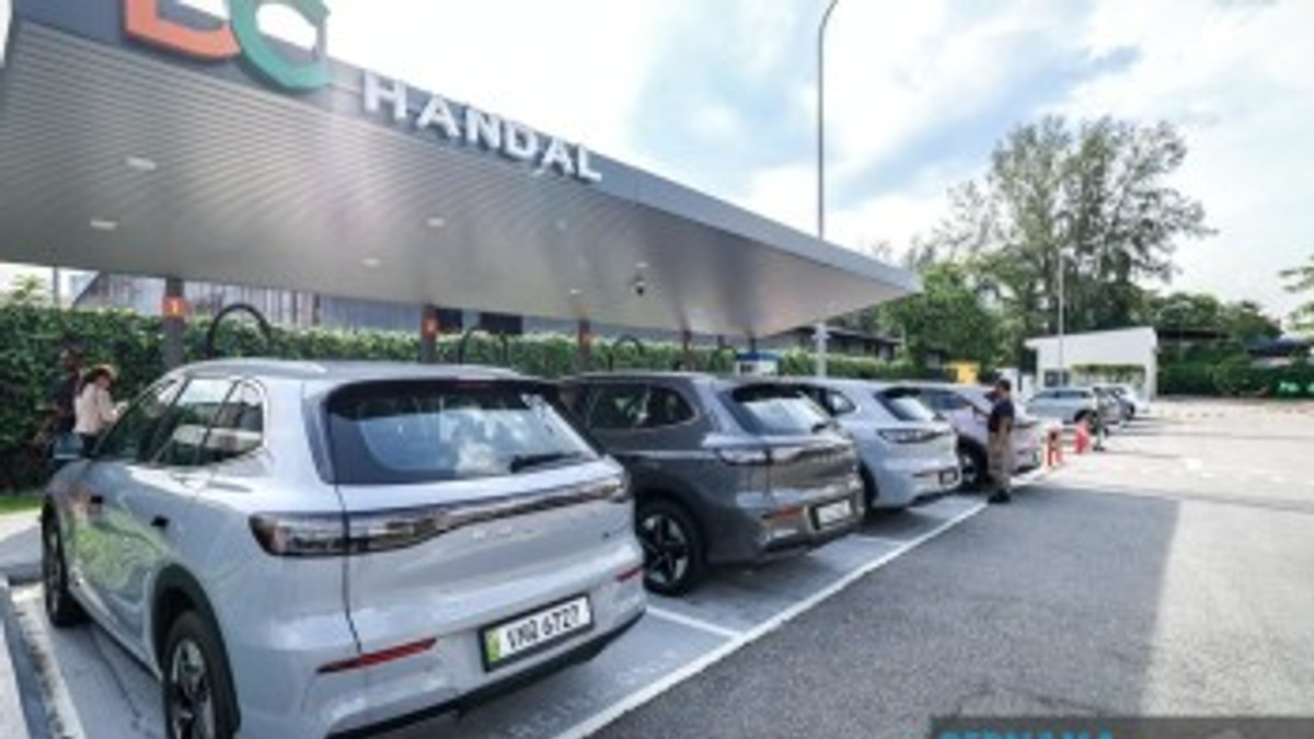 Malaysia Takes Hands-Off Approach to EV Charging Prices, Betting on Competition