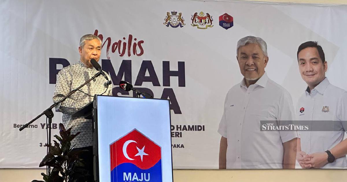 Zahid Calls for End to Past Attacks as BN Gears Up for Johor Campaign