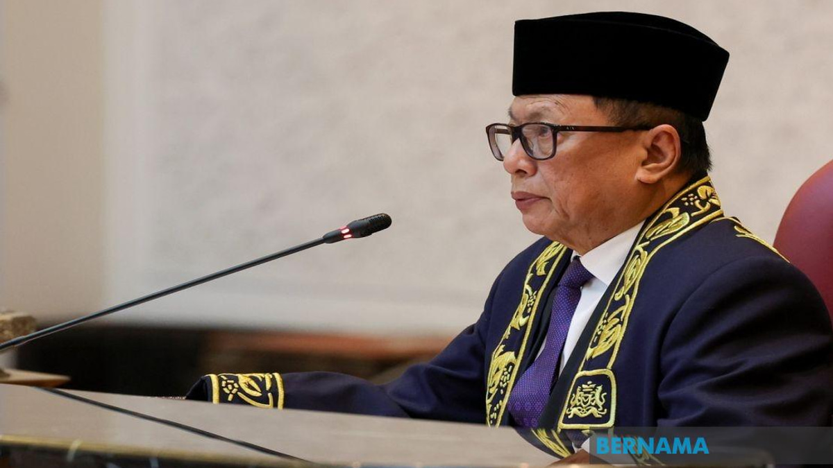 Puad Zarkashi Quits UMNO, Accuses Johor Leader Onn Hafiz of Being Yes-Man