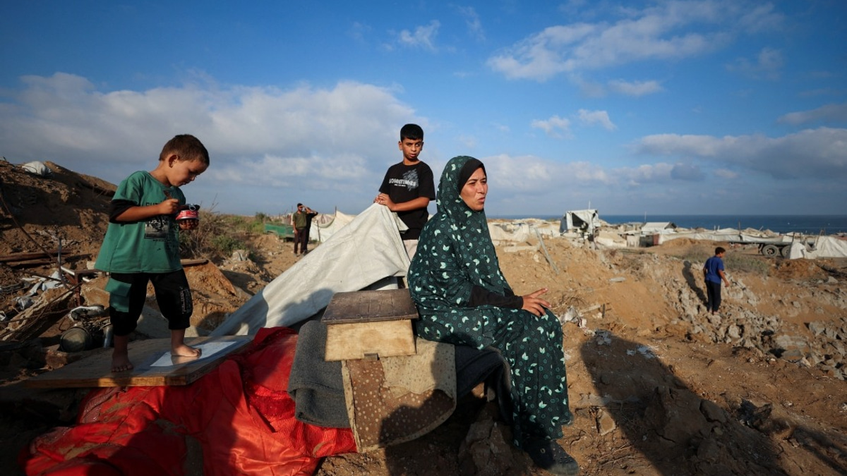 Gaza's Hunger Crisis Deepens as 1.4 Million Face Severe Food Shortages by Year-End