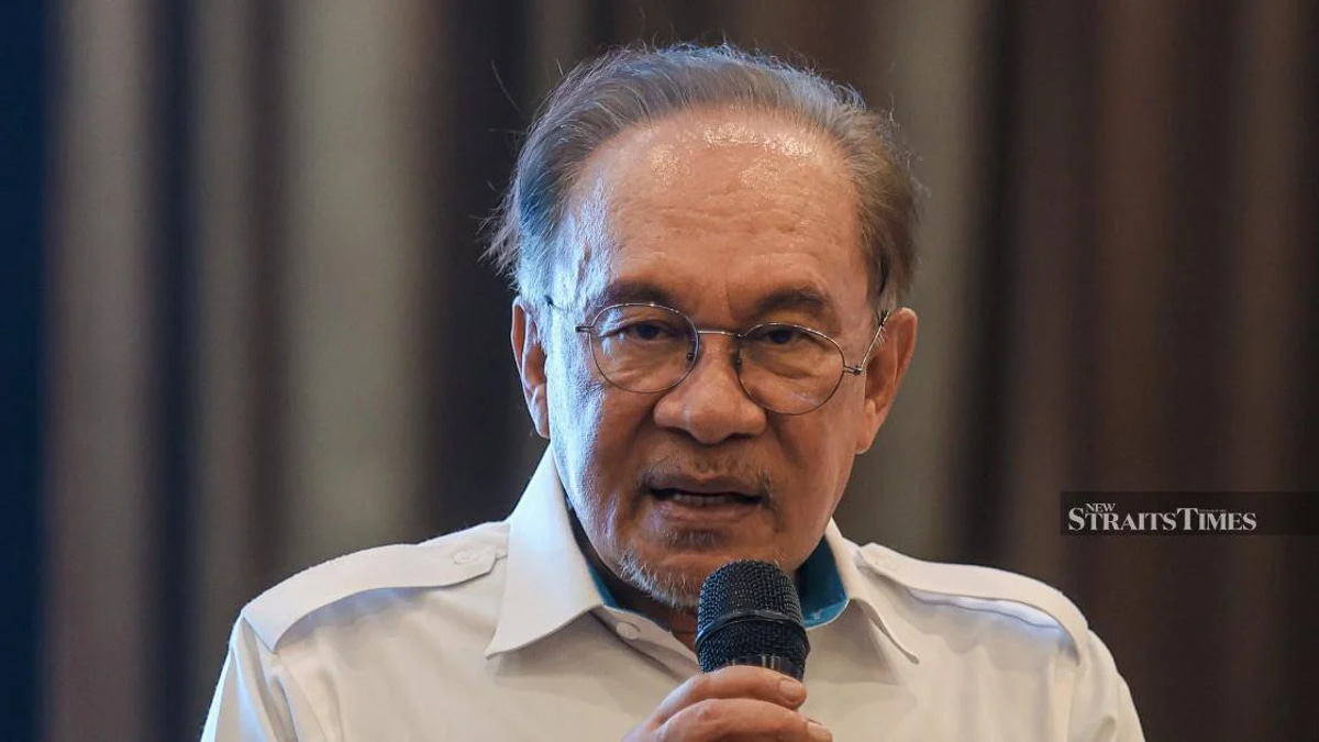 Anwar denounces politicians exploiting racial supremacy for personal advancement