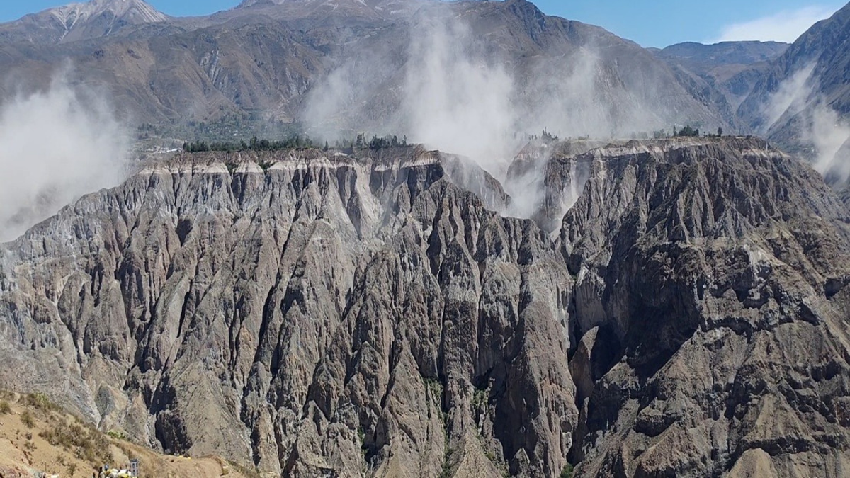 Powerful 6.7 Earthquake Strikes Southern Peru; Authorities Maintain Alert Status