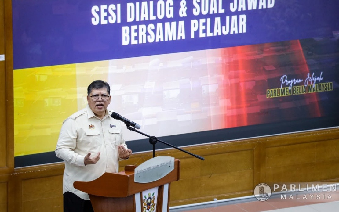 Parliament Must Model Democracy for Youth, Says Dewan Rakyat Speaker