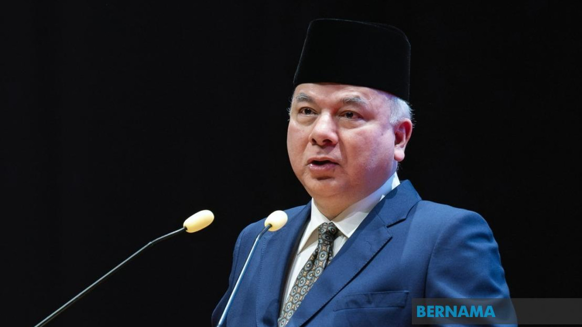 Sultan Nazrin Proposes Global Framework for Waqf Governance to Unlock Dormant Islamic Assets
