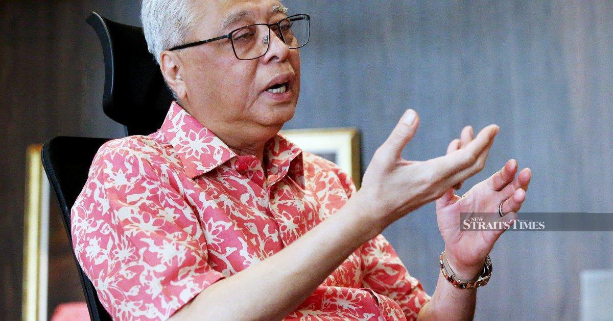 Former PM Ismail Sabri Admitted to Heart Institute Before Court Hearing