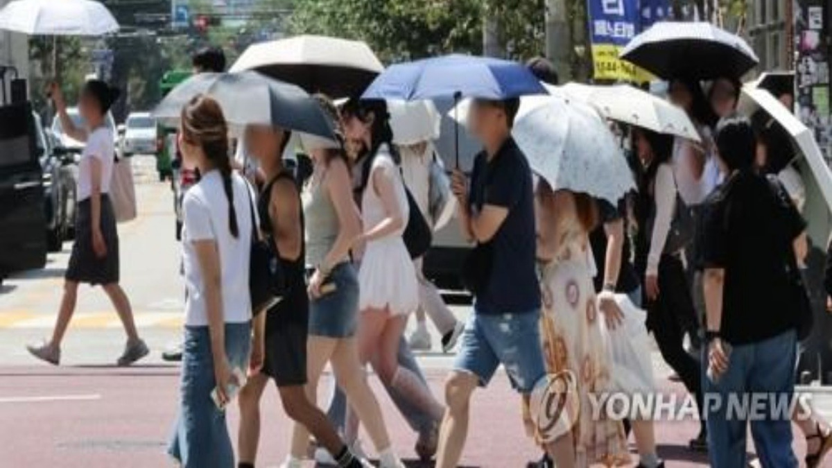 Seoul and South Korean Cities Swelter as Temperatures Exceed 40°C