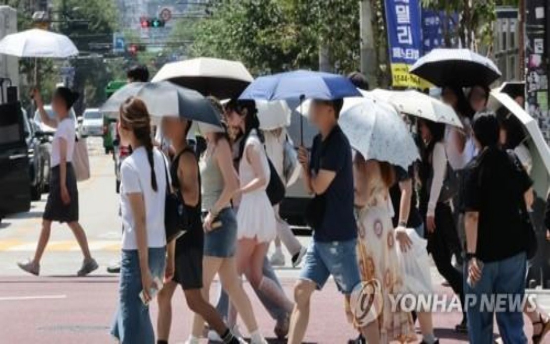Seoul and South Korean Cities Swelter as Temperatures Exceed 40°C