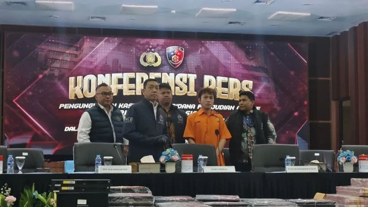 Chinese Fraud Kingpin Arrested at Jakarta Airport After Interpol Manhunt