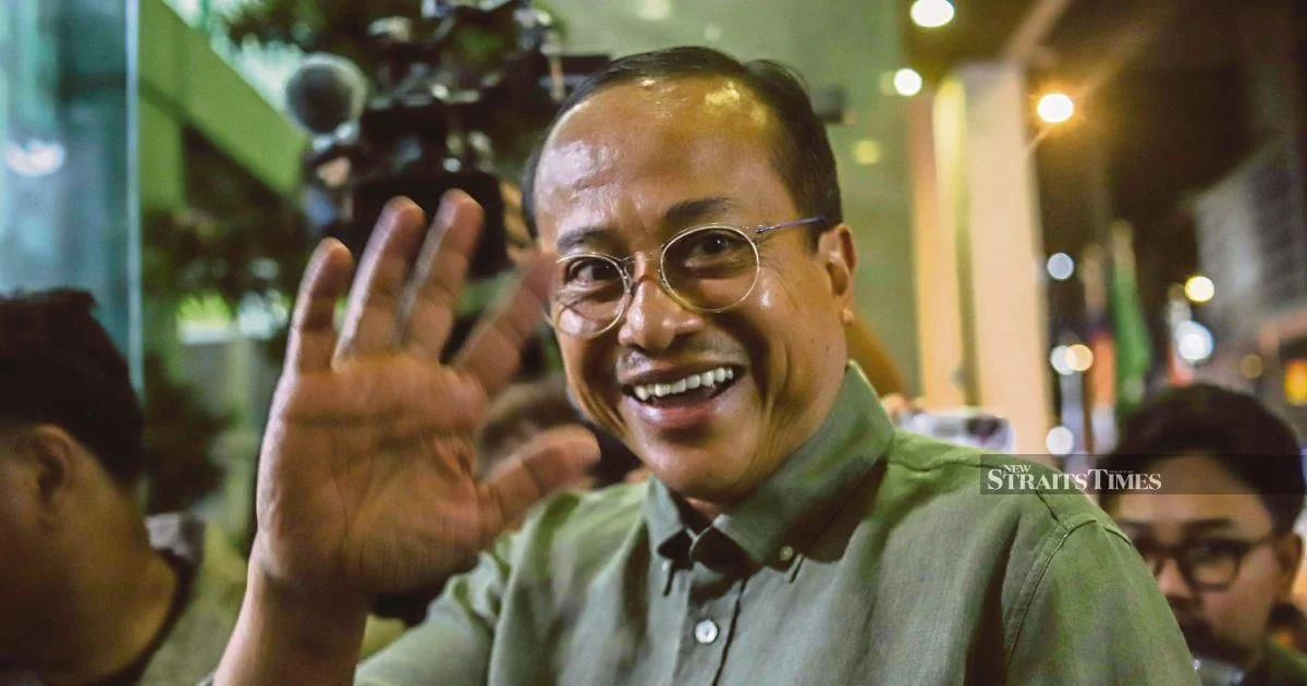 Hamzah Zainudin's Opposition Leader Status Lacks Official Parliamentary Recognition