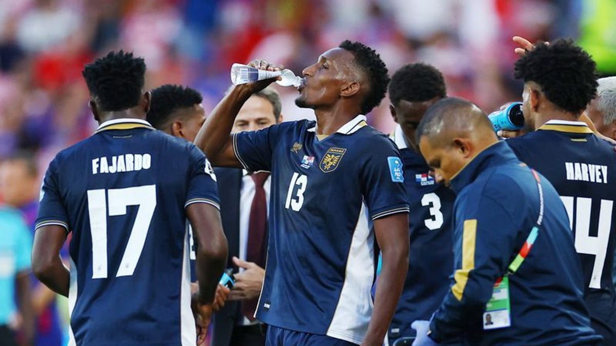 FIFA Chief Defends World Cup Hydration Breaks as Pure Sporting Measure, Dismisses Commercial Angle