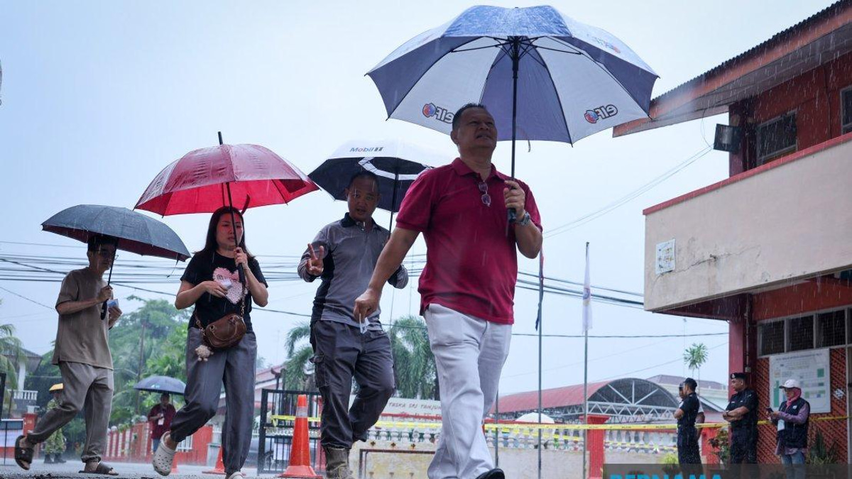 Johor State Election Proceeds Amid Mixed Weather Conditions as 2.7 Million Voters Head to Polls