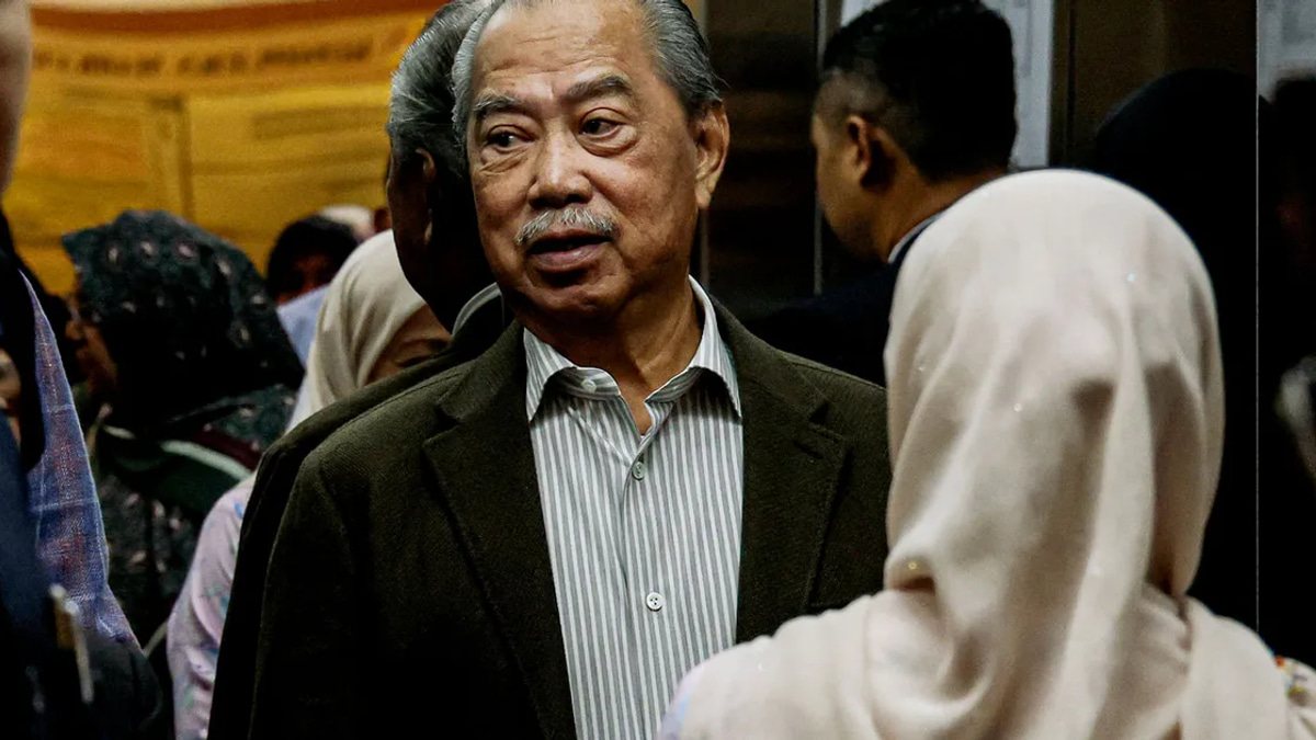 Contractors bidding for Jana Wibawa projects pressured to contribute to Bersatu, court hears