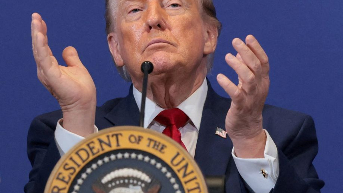 US Tightens Visa Rules for Foreign Students and Journalists, Drawing Sharp Rebuke from Beijing