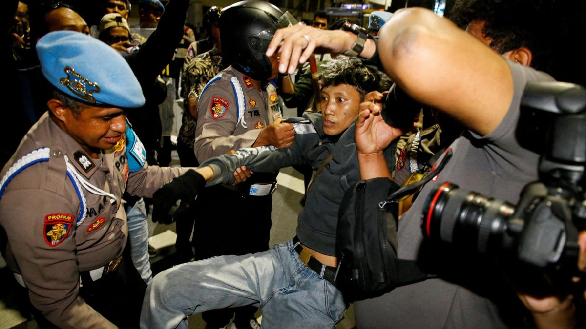 Indonesia charges four protesters after Surabaya anti-government rally over fuel prices and school meals scheme