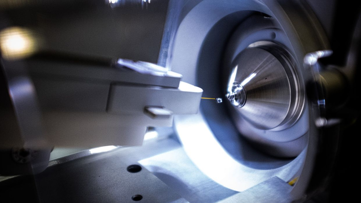 China's Scientific Ambitions Hampered by Dependence on Foreign Precision Equipment