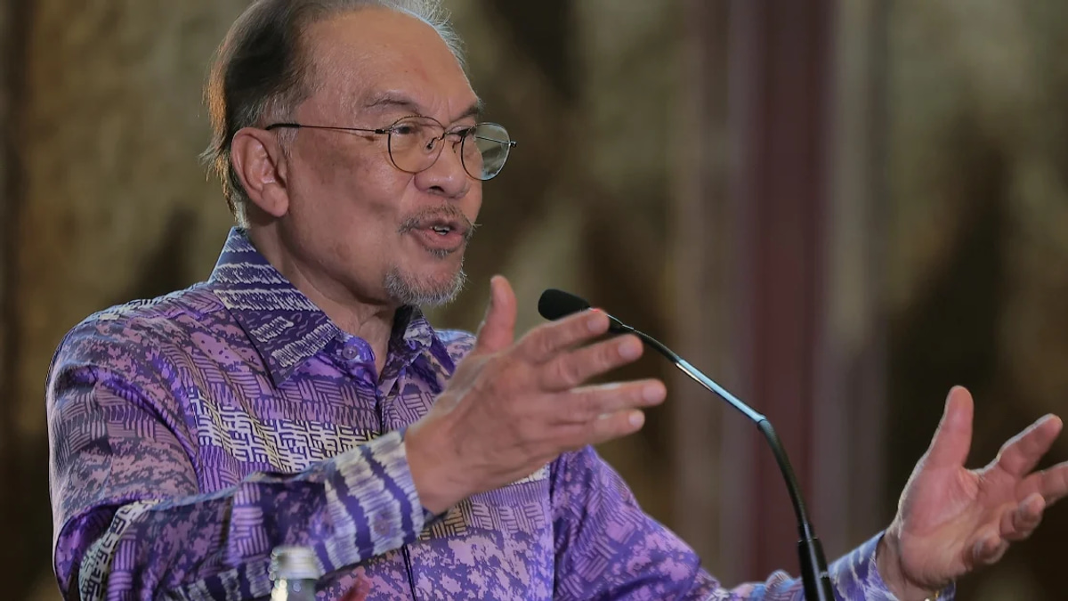 Anwar to deepen Malaysia-Russia ties during Kazan visit
