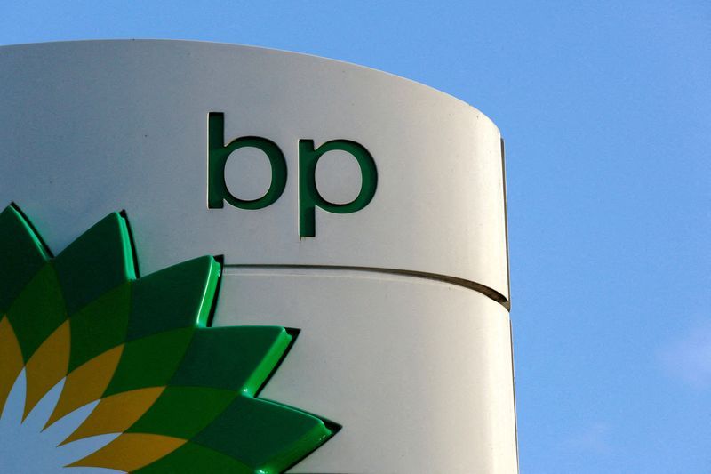 Major US Fuel Retailers Face Antitrust Lawsuit Over AI Price-Fixing in California