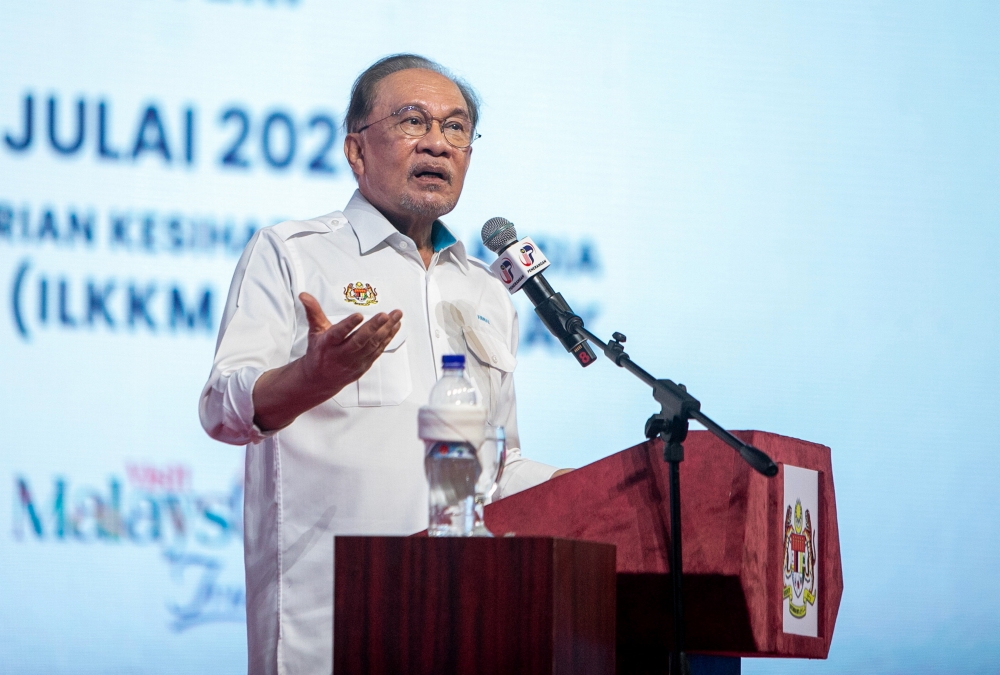 Anwar Defends Fuel Subsidy Model as Anwar Cautions Against Mounting National Debt