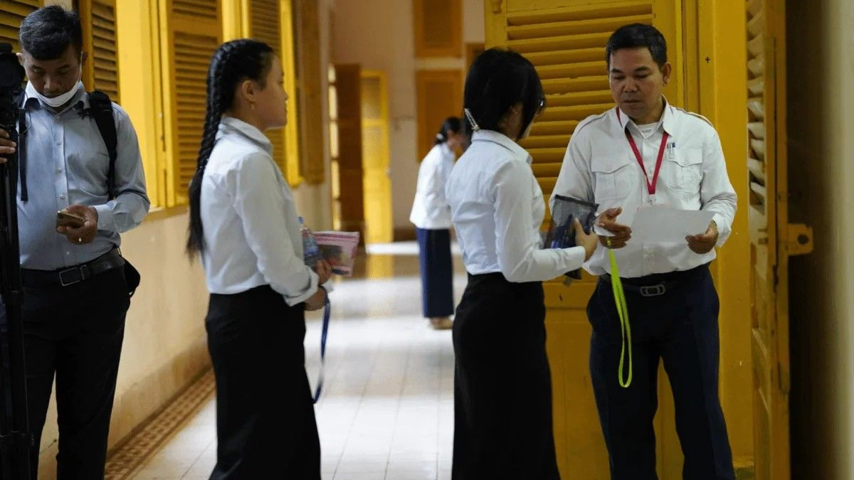 Cambodia's Grade 12 Exams Begin Amid Ongoing Border Tensions With Thailand