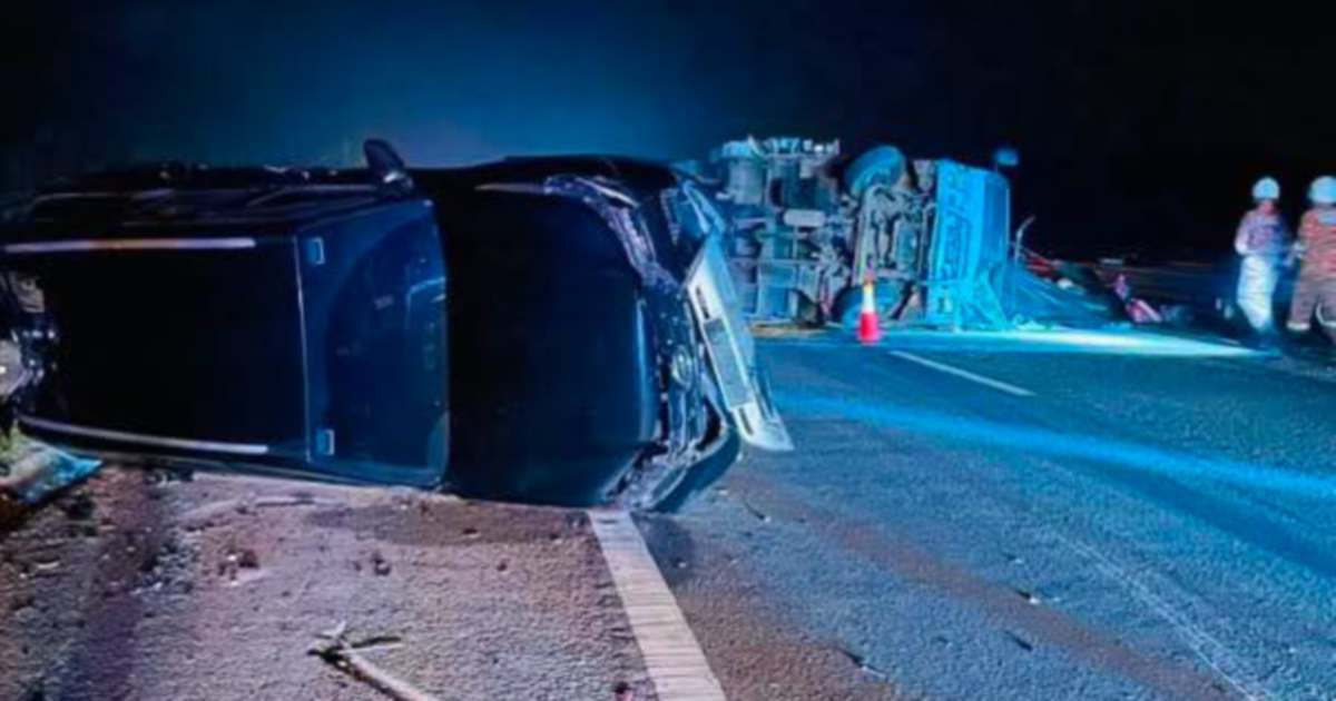 Deputy PM's Media Team Escapes Serious Harm in Multi-Vehicle Expressway Pileup
