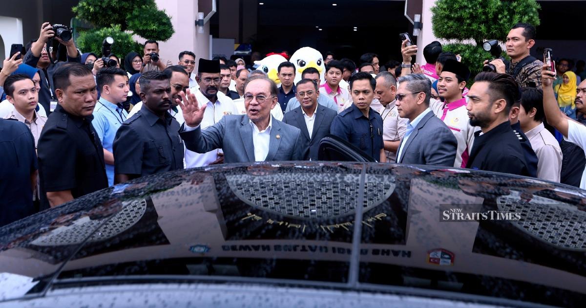Malaysia Cannot Cut Fuel Prices Further, Warns Anwar Over RM40 Billion Annual Subsidy Burden
