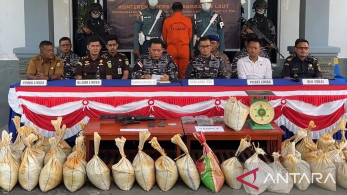 Indonesia Intercepts 75.7 Tonnes of Illegally Mined Tin Bound for Malaysia