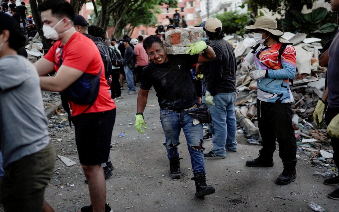 PM Anwar Extends Condolences to Colombia After Devastating 7.4-Magnitude Earthquake