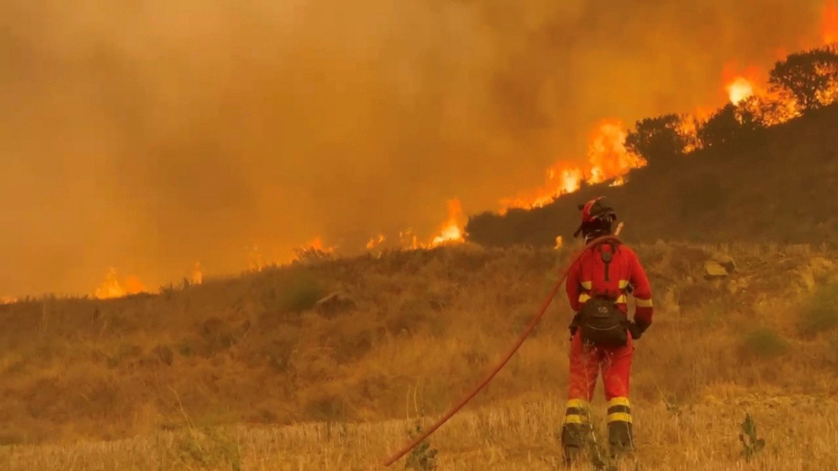 Spain's Worst Wildfire Season Deepens as Zaragoza Blaze Consumes 12,000 Hectares