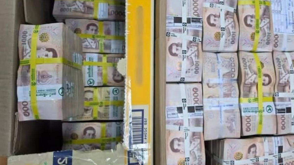 Myanmar Driver Caught Smuggling 23 Million Baht Through Thai Border