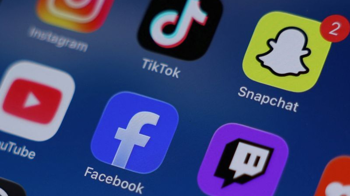 Americans overwhelmingly back tougher social media regulation, poll reveals