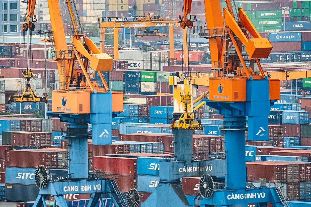 Vietnam signals willingness to resolve US trade concerns in push for closer economic ties