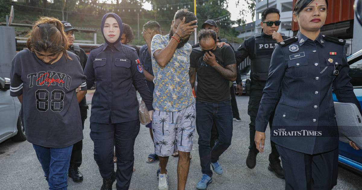 Six accused of kidnapping Singaporean for RM63,000 ransom in Johor