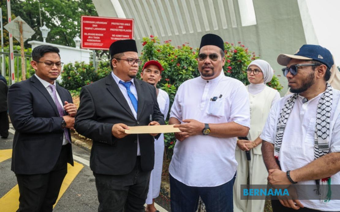 SEKPUR Demands Swift Justice for Tabung Haji Mismanagement, Submits Memorandum to Government
