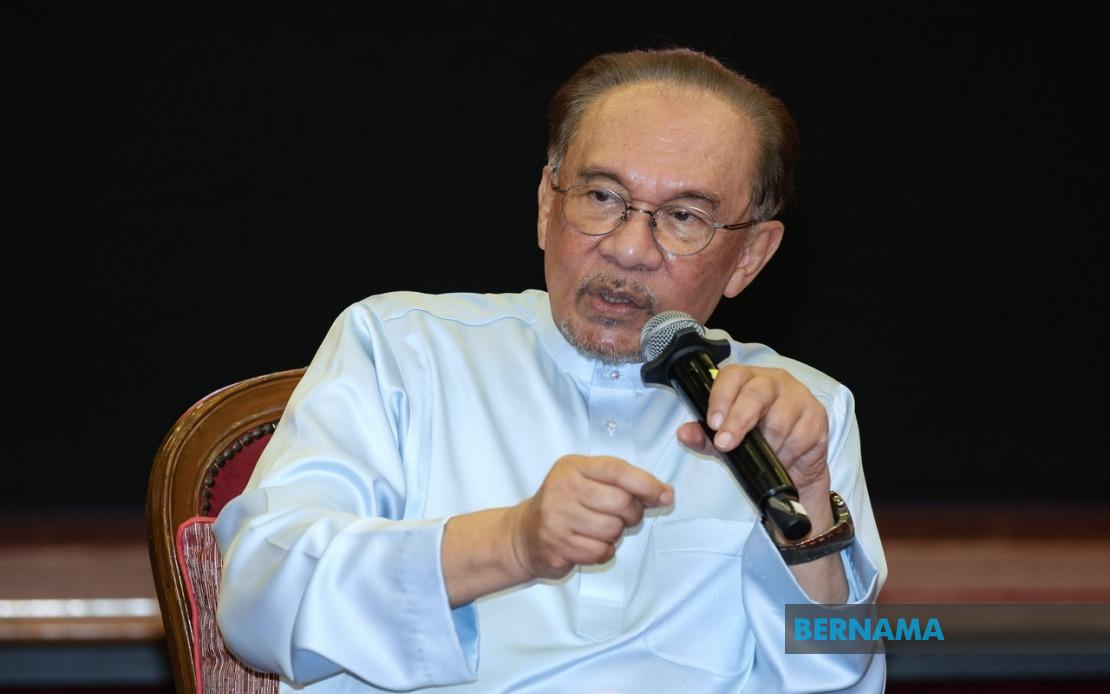 Anwar Escalates FELDA Investment Crisis to Prabowo Over Massive Indonesian Losses