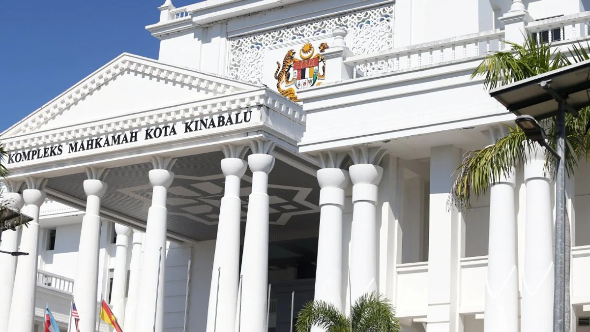 Handwriting Expert Maintains Doubts Over Authenticity of Zara Mahathir Journal Entries