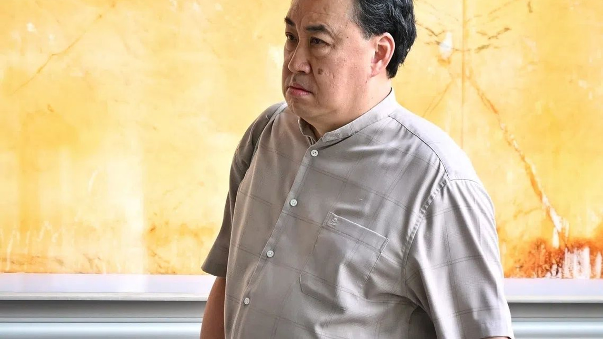 Singapore lawyer Lim Tean faces warrant review after failing to surrender for jail term