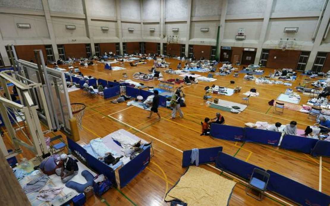 Week After Kumamoto Earthquake, 8,000 Still Displaced as Heat and Water Crisis Deepens