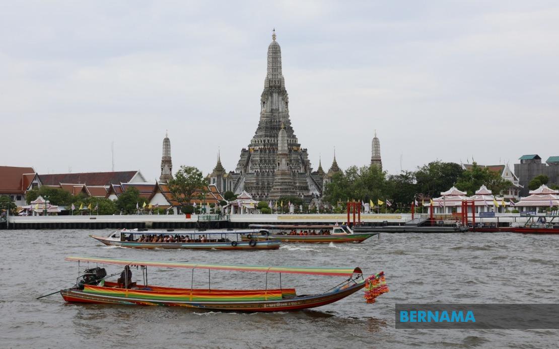 Southeast Asian Nations Navigate Political, Environmental and Economic Shifts