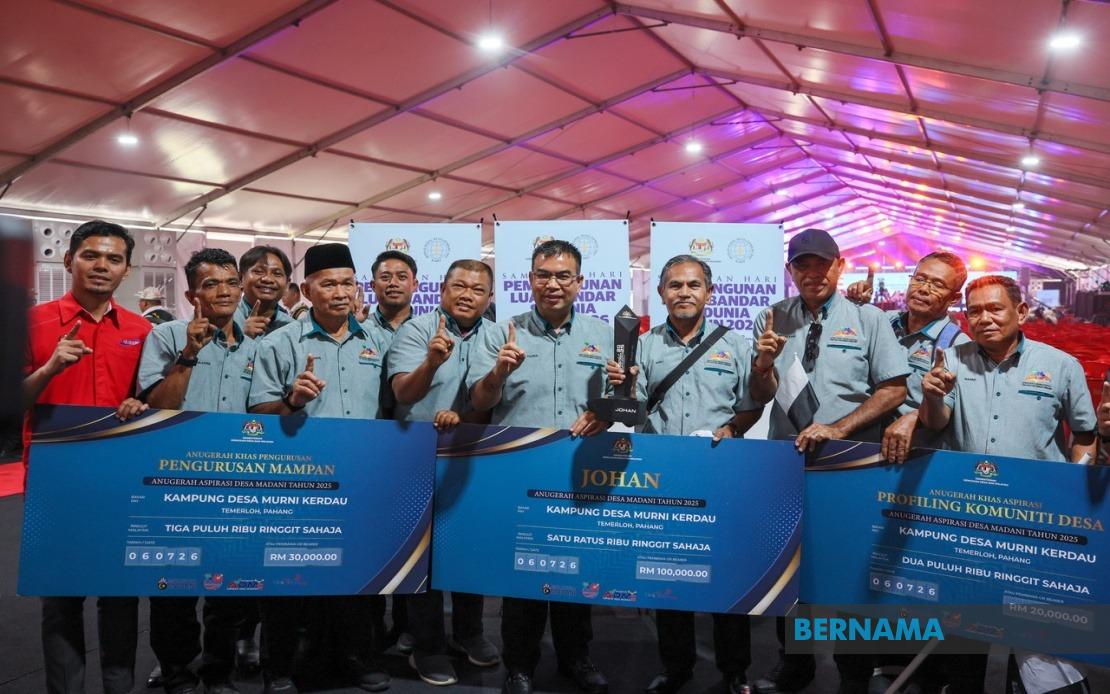 Desa Murni Kerdau Claims Three National Rural Development Awards