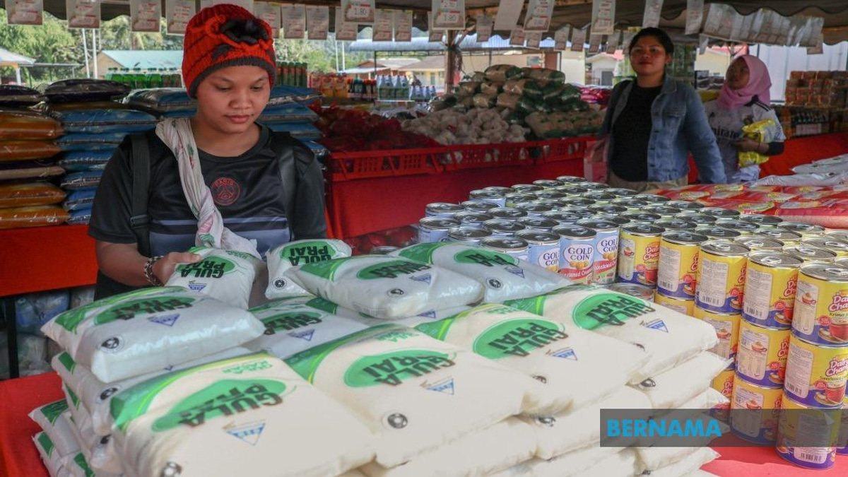 Essential Goods Distribution Programme Brings Price Stability to Rural Malaysia