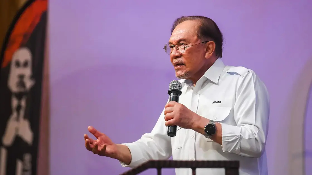 Anwar Flags Sluggish Affordable Housing Roll-Out in Johor as Property Prices Soar